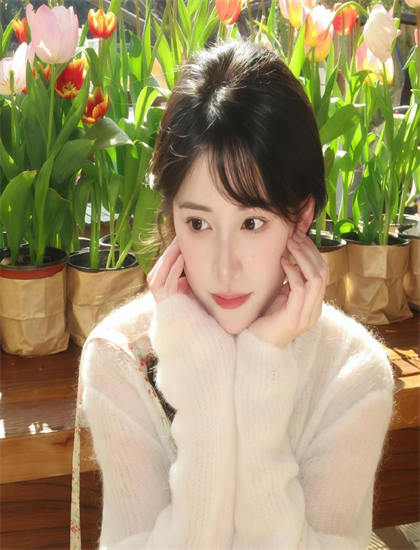 独家揭秘家庭片《七彩咸湿西游记情迷女儿国》：的创作历程与幕后花絮 了解优秀作品的创作秘密